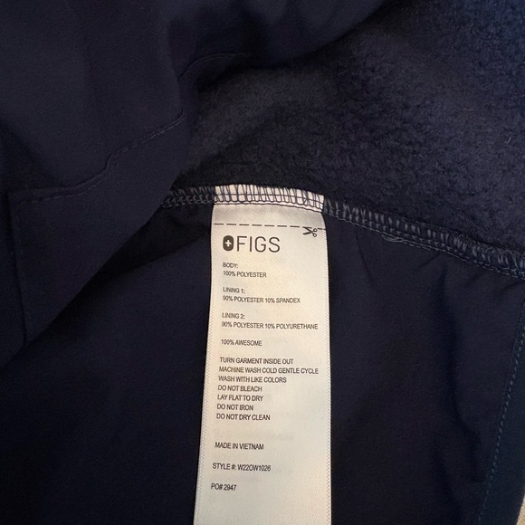 Figs Women’s Deep Blue Vest - Picture 6 of 6